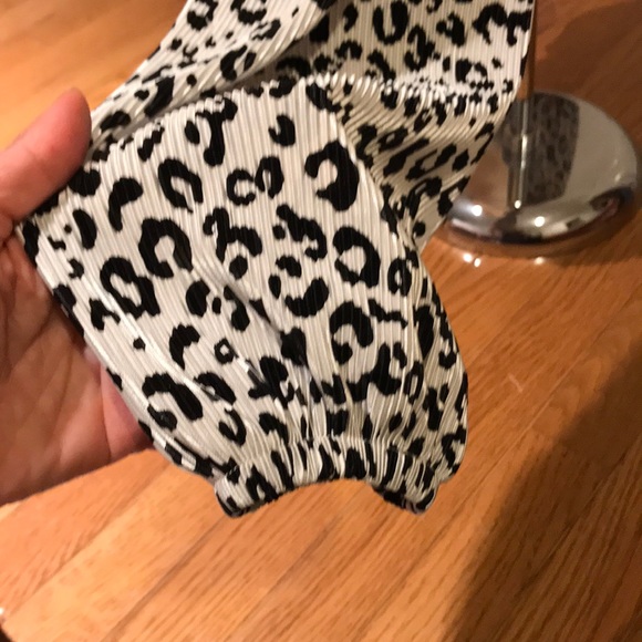 ZARA blouse print pattern .Small - Picture 4 of 5